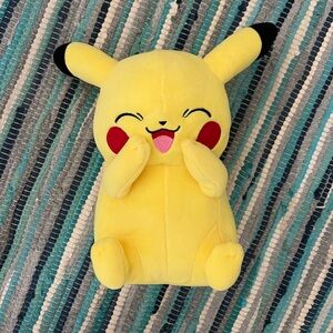 Smiling Pikachu